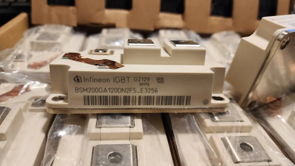 BSM200GA120DN2FS_E3256 IGBT MODULE